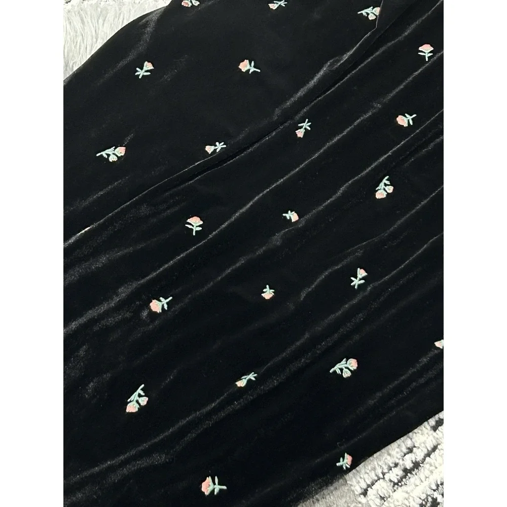 WeWoreWhat Black High Neck Flower Emboidered‎ Velvet Dress Size XS ($168)